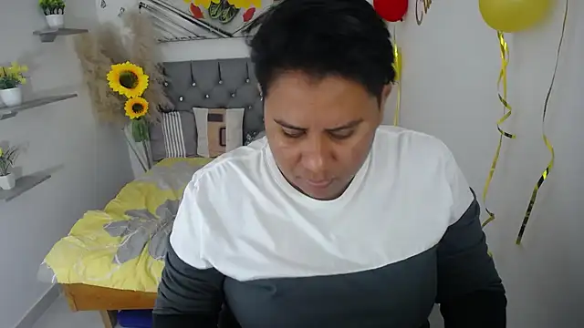 hotlesby valery online show from September 2025 12:20:01 PM