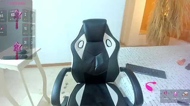 Snapshot of ZOE_ROSE4 chatting on September 2025 07:59:02 PM ZOE ROSE4 online show from September 2025 07:59:02 PM