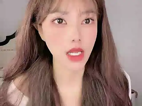 Snapshot of Thalia1149 chatting on October 2025 05:41:01 AM Thalia1149 online show from October 2025 05:41:01 AM