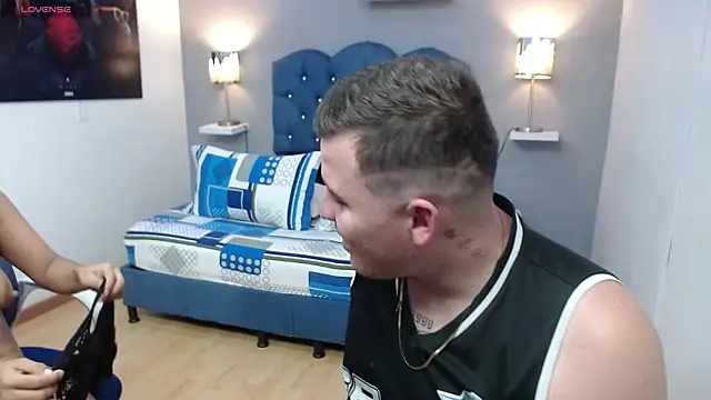 scarlett and justin online show from October 2025 03:14:01 AM