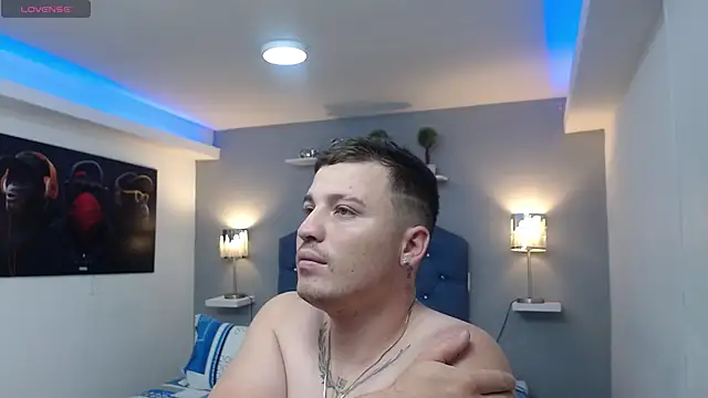 scarlett and justin online show from October 2025 03:43:02 AM