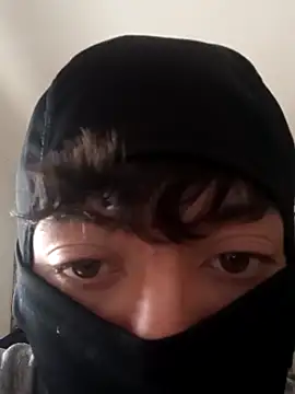 Hoott boyyszz online show from November 2025 05:57:01 PM