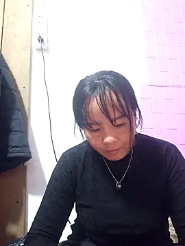 Snapshot of cunconcute chatting on November 2025 06:18:02 PM cunconcute online show from November 2025 06:18:02 PM