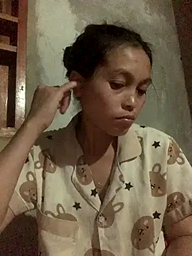 Snapshot of Halyy_xx chatting on October 2025 02:24:02 PM Halyy xx online show from October 2025 02:24:02 PM