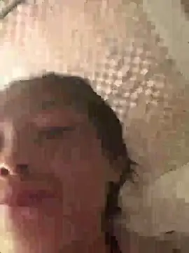 Snapshot of Halyy_xx chatting on October 2025 01:25:02 AM Halyy xx online show from October 2025 01:25:02 AM