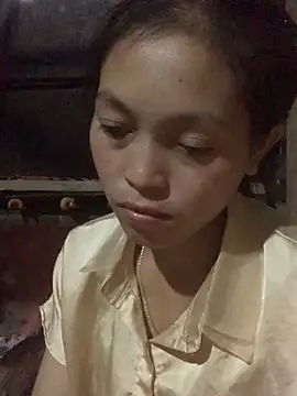 Snapshot of Halyy_xx chatting on October 2025 03:40:02 AM Halyy xx online show from October 2025 03:40:02 AM