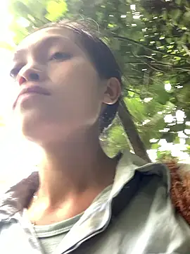 Snapshot of Halyy_xx chatting on October 2025 07:52:02 AM Halyy xx online show from October 2025 07:52:02 AM