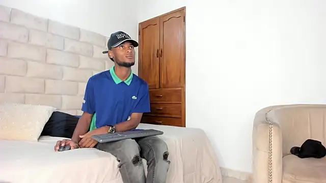 BennBrown online show from October 2025 08:20:02 PM