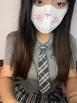 Snapshot of AZ37866 chatting on October 2025 08:45:01 AM AZ37866 online show from October 2025 08:45:01 AM