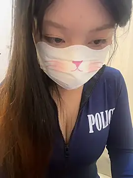 Snapshot of AZ37866 chatting on November 2025 02:14:01 AM AZ37866 online show from November 2025 02:14:01 AM