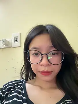 mau15  online show from September 2025 02:00:01 PM