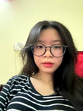 mau15  online show from October 2025 01:24:02 AM