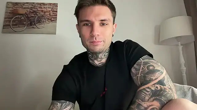 Larsskeet online show from October 2025 02:07:02 PM