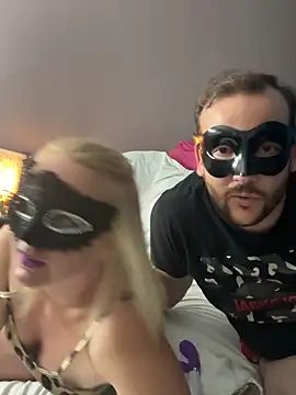 Eroxia online show from September 2025 07:59:01 PM