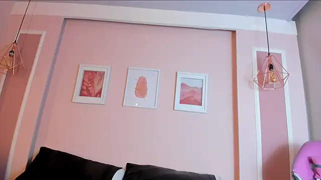 Sarah Reidd online show from October 2025 12:19:01 PM