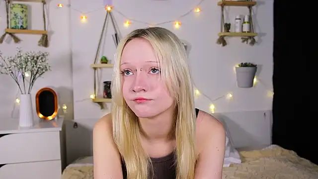 ArcticaRyder online show from October 2025 07:16:01 AM