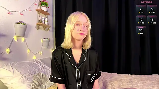 ArcticaRyder online show from October 2025 07:42:01 AM