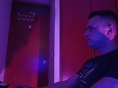 asmodeo001 online show from September 2025 10:12:02 PM