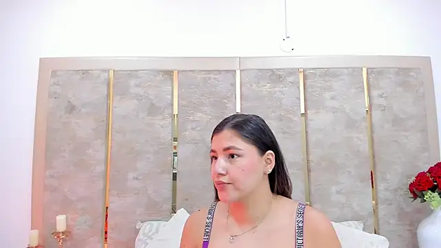 AnyaSosa  online show from October 2025 12:58:01 PM