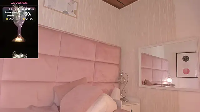 HaathorX online show from October 2025 12:11:01 AM