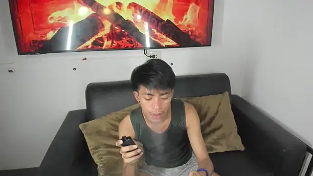 Snapshot of jayxxxlovescock chatting on October 2025 04:24:02 PM jayxxxlovescock online show from October 2025 04:24:02 PM