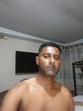 Snapshot of kingVibeX chatting on October 2025 07:46:02 PM kingVibeX online show from October 2025 07:46:02 PM