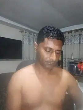 Snapshot of kingVibeX chatting on October 2025 09:22:01 PM kingVibeX online show from October 2025 09:22:01 PM