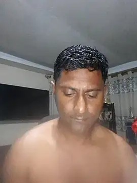 Snapshot of kingVibeX chatting on October 2025 08:11:02 PM kingVibeX online show from October 2025 08:11:02 PM