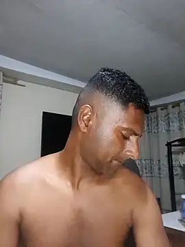 Snapshot of kingVibeX chatting on November 2025 09:28:01 PM kingVibeX online show from November 2025 09:28:01 PM