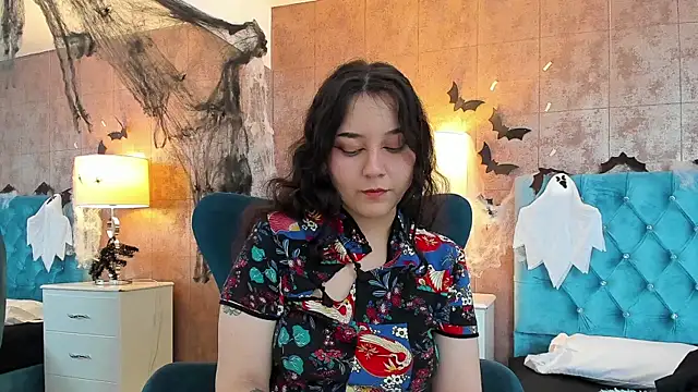 ChloeNoire online show from October 2025 04:12:01 AM