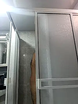 AlejoLatino online show from September 2025 06:41:02 PM