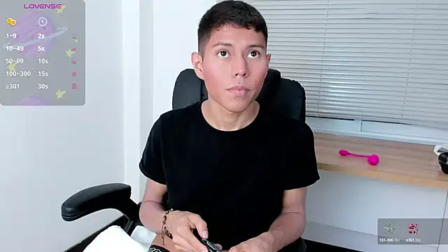 Little liam online show from September 2025 07:08:02 PM