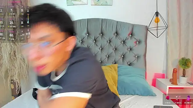 liam twiink online show from October 2025 07:26:01 PM