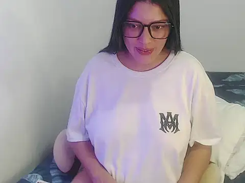 ImSweetLips online show from October 2025 09:57:01 PM