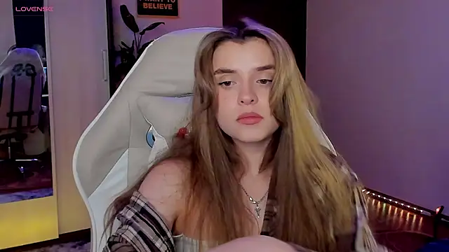 CharmingVixen online show from October 2025 08:29:02 PM