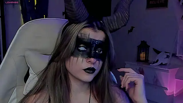 CharmingVixen online show from October 2025 06:20:02 PM