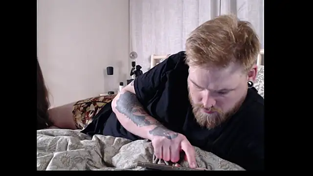 kristyoffanddom online show from September 2025 10:21:01 PM