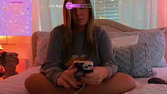 STIFFLERSMOMM online show from October 2025 12:38:01 PM