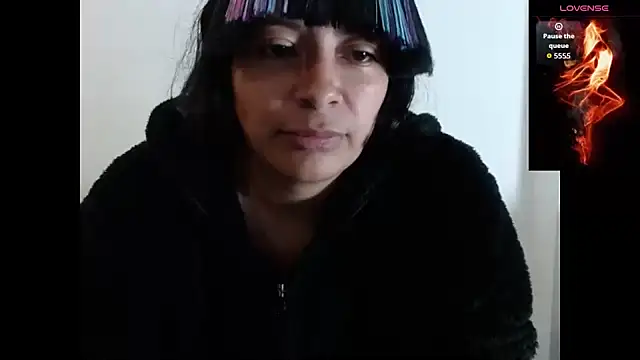 Snapshot of Acelinrose chatting on October 2025 11:57:02 PM Acelinrose online show from October 2025 11:57:02 PM