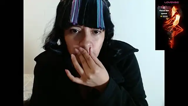 Snapshot of Acelinrose chatting on October 2025 11:31:01 PM Acelinrose online show from October 2025 11:31:01 PM