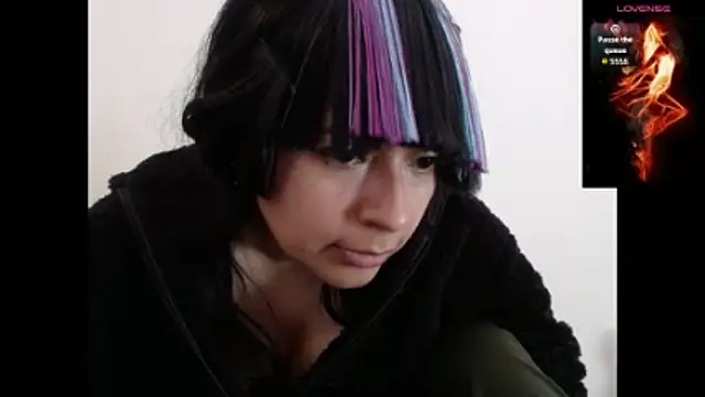 Snapshot of Acelinrose chatting on November 2025 12:49:01 PM Acelinrose online show from November 2025 12:49:01 PM