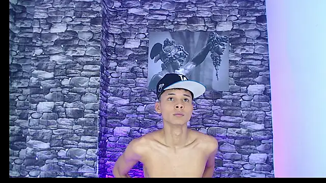 THE HOT BOYS  online show from September 2025 08:25:01 PM