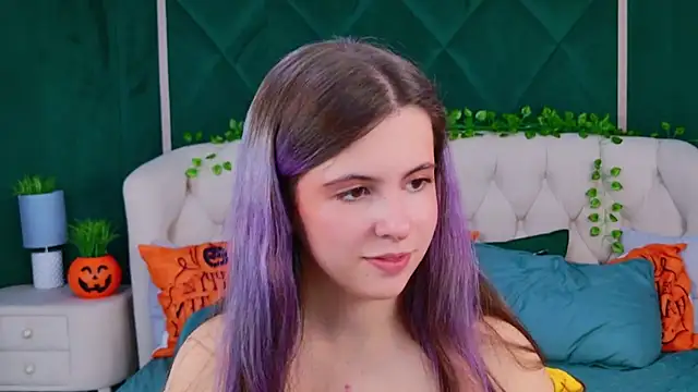 Snapshot of Akira_Halls chatting on October 2025 09:19:02 PM Akira Halls online show from October 2025 09:19:02 PM