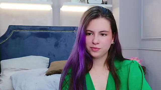 Snapshot of Akira_Halls chatting on November 2025 09:04:02 PM Akira Halls online show from November 2025 09:04:02 PM