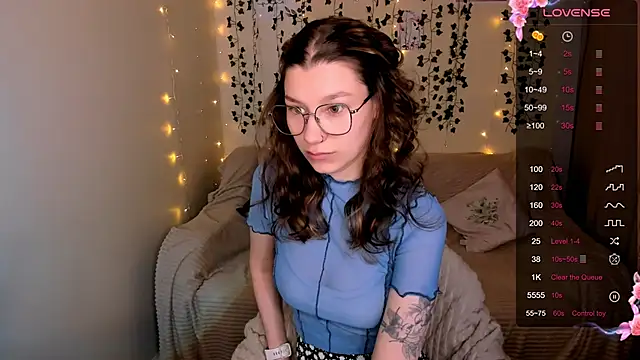 LinaBlossom  online show from October 2025 03:09:02 AM