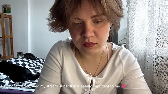 SabrinaFolts online show from September 2025 09:12:02 AM