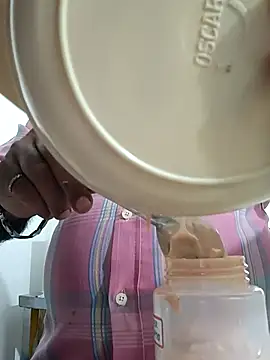 Shergillvicky69 online show from September 2025 07:23:01 AM