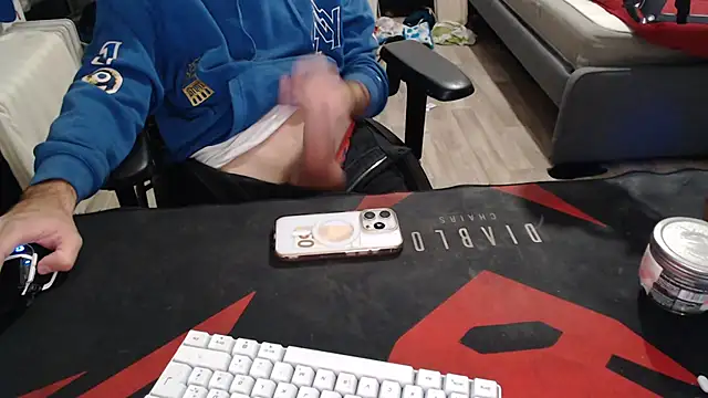 geil20CM2 online show from October 2025 07:16:02 PM