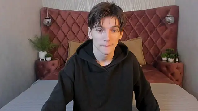 alfred joness online show from October 2025 06:50:02 AM