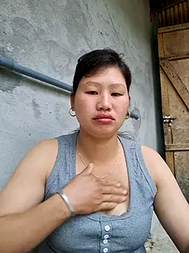 diamond-- online show from October 2025 12:00:01 AM